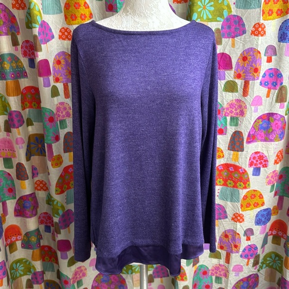 Lands' End Tops - Lands’ End Long Sleeve Top. Medium